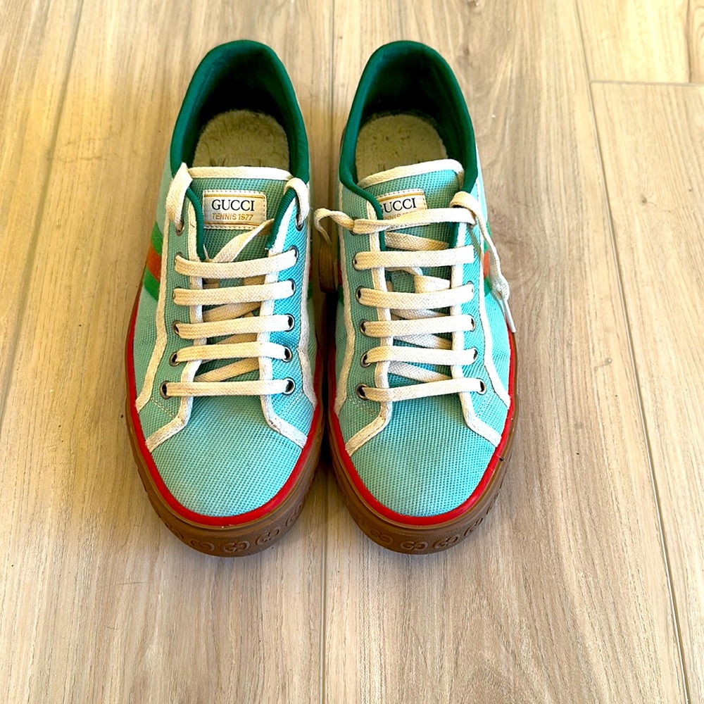 Gucci tennis 1977 Size 8 1/2